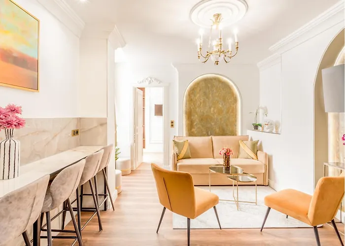 Merveil - Luxury Suite - Louvre - Rousseau