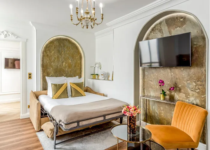 Merveil - Luxury Suite - Louvre - Rousseau
