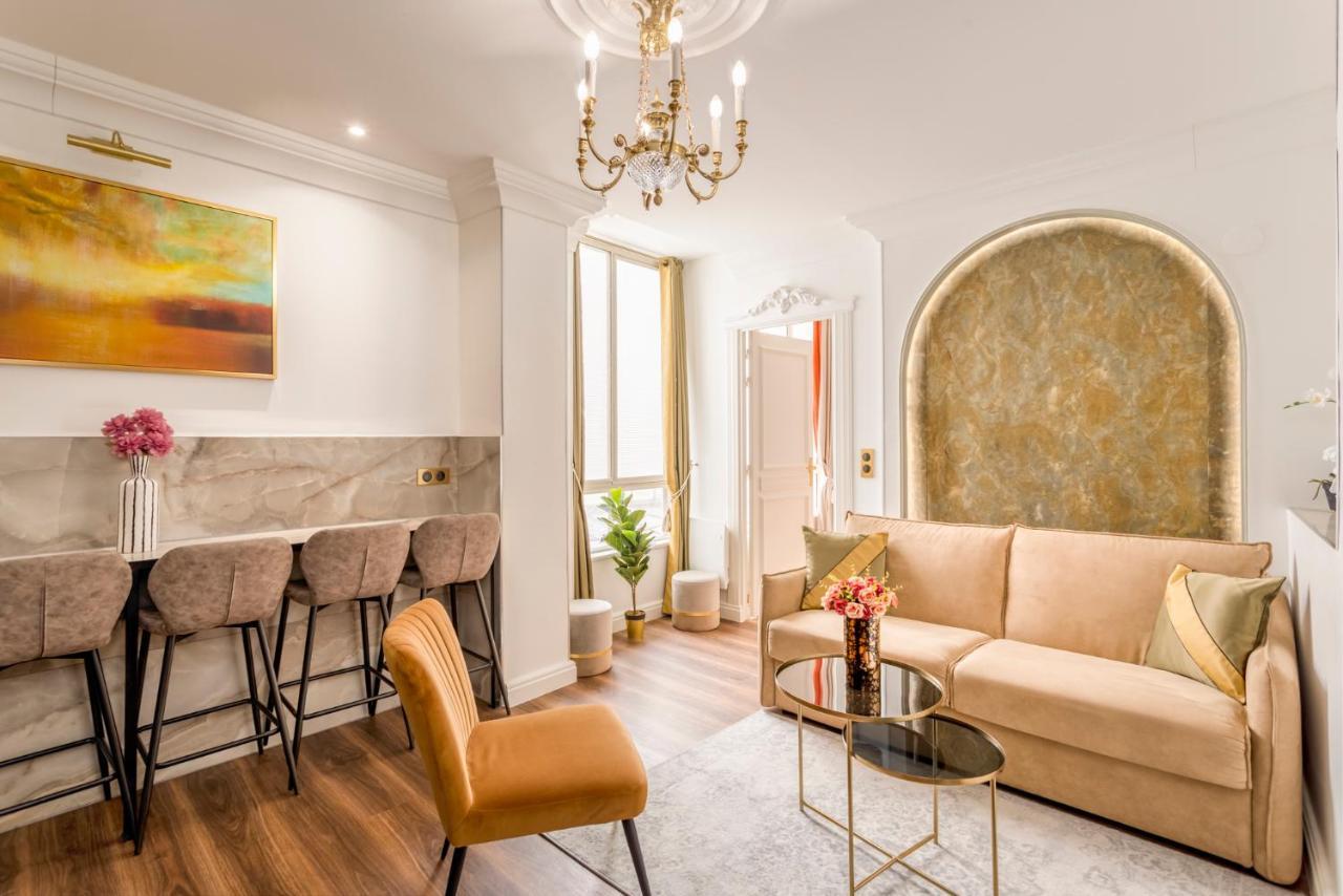 Merveil - Luxury - Louvre - Rousseau París
